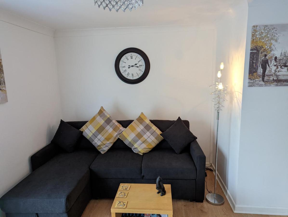 The Kilsyth,Detached Bungalow ワーリントン エクステリア 写真